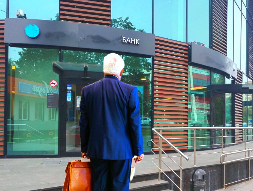 Как 14 миллионов рублей исчезли в банковской тени: история одного клиента