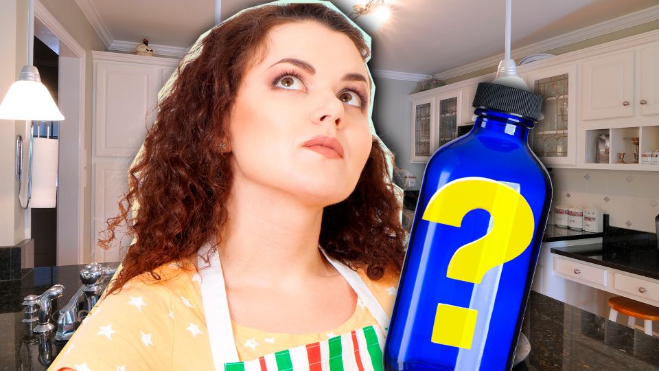 Без ершика и химических средств: вот как отмыть бутылку в два счета