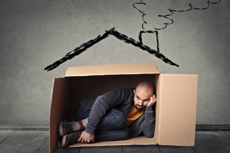 Как ваши долги могут лишить вас жилья: новые реалии в 2025 году