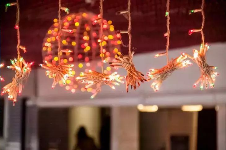 Как украсить окна к Новому году: 2 хорошие копеечные идеи