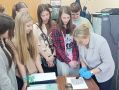 Сотрудники экспертно-криминалистического центра УМВД России по Калужской области проводят экскурсии по для школьников, в ходе которых рассказывают ребятам о своей профессии
