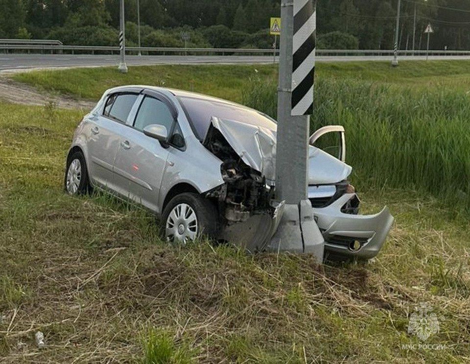 Opel Corsa  .   21- 