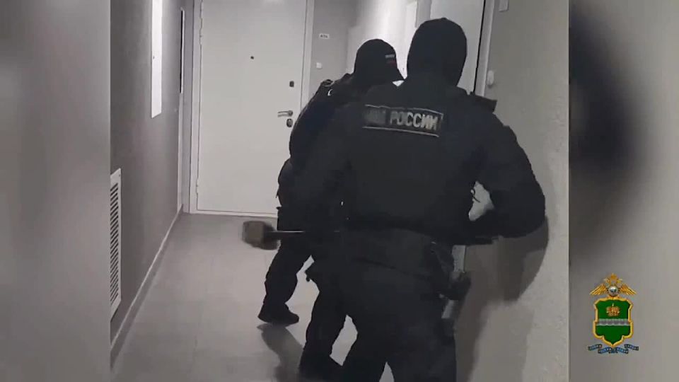      3,5     