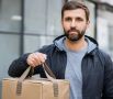 Курьерскую компанию в Калуге оштрафовали за приём на работу бывшего госслужащего