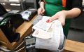 Почему вопросы о чеке на кассе могут обернуться штрафами для магазинов