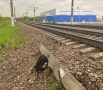 Дрон со взрывчаткой упал на железнодорожные пути