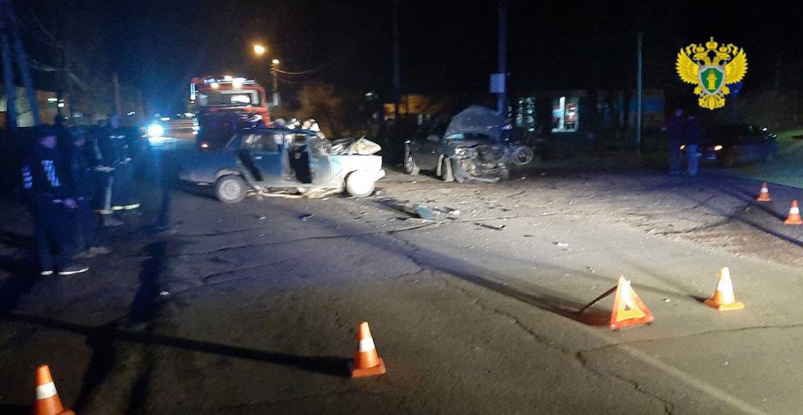 В Калужской области мужчина погиб в лобовом ДТП В Калужской области мужчина погиб в лобовом ДТП