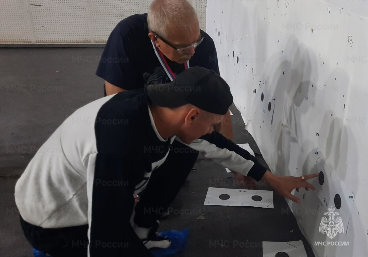 Сотрудники Главного управления приняли участие в соревнованиях по пулевой стрельбе Сотрудники Главного управления приняли участие в соревнованиях по пулевой стрельбе