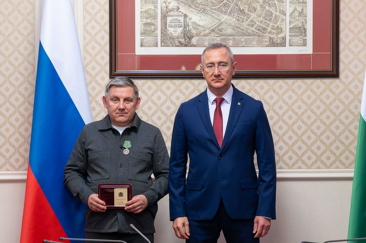 Владислав Шапша вручил участникам СВО и волонтерам региональные награды Владислав Шапша вручил участникам СВО и волонтерам региональные награды