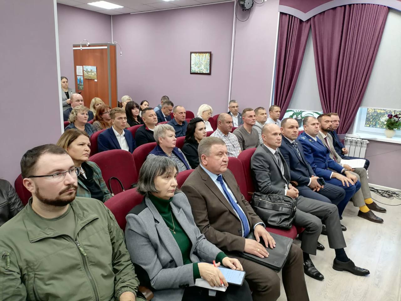 29 октября состоялось заседание Думы Дзержинского муниципального округа 29 октября состоялось заседание Думы Дзержинского муниципального округа