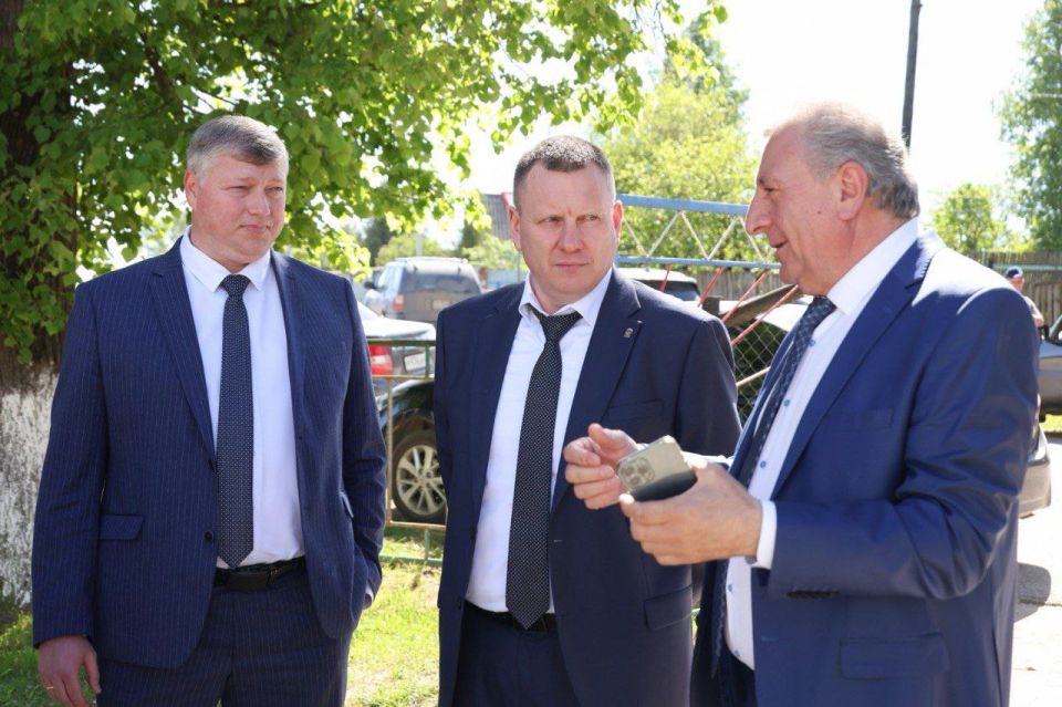 В Дзержинском округе бываю чаще, чем в других муниципалитетах, поскольку курирую его от региональных органов власти