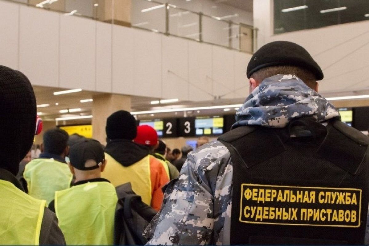 Из Калужской области выслали 25 мигрантов