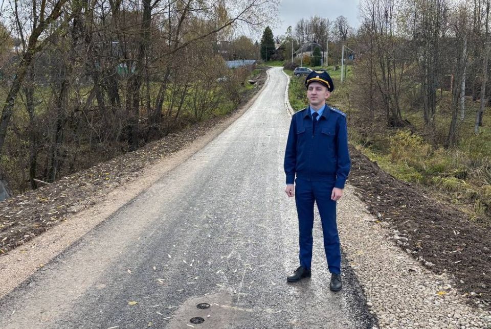 В селе Калужской области провели ремонт дороги