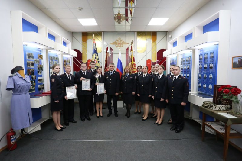 В УМВД России по Калужской области состоялась торжественная церемония принятия присяги выпускниками Центра профессиональной подготовки В УМВД России по Калужской области состоялась торжественная церемония принятия присяги выпускниками Центра профессиональной подготовки