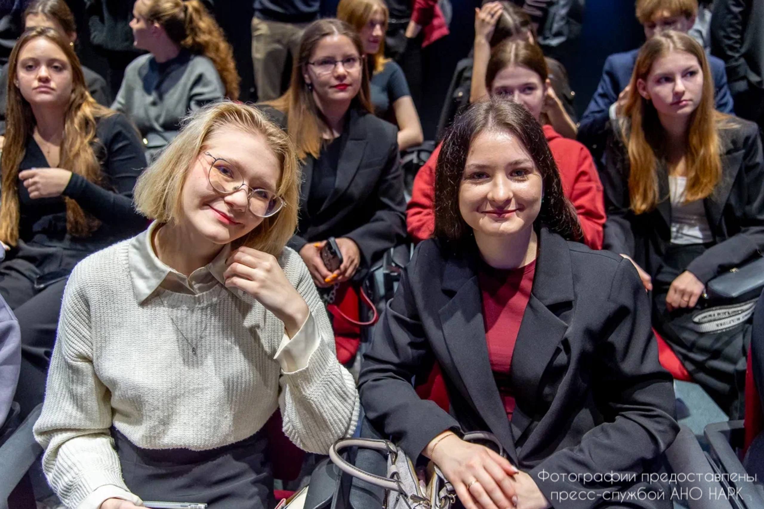 Татьяна Леонова: Активные рабочие дни в Санкт-Петербурге Татьяна Леонова: Активные рабочие дни в Санкт-Петербурге