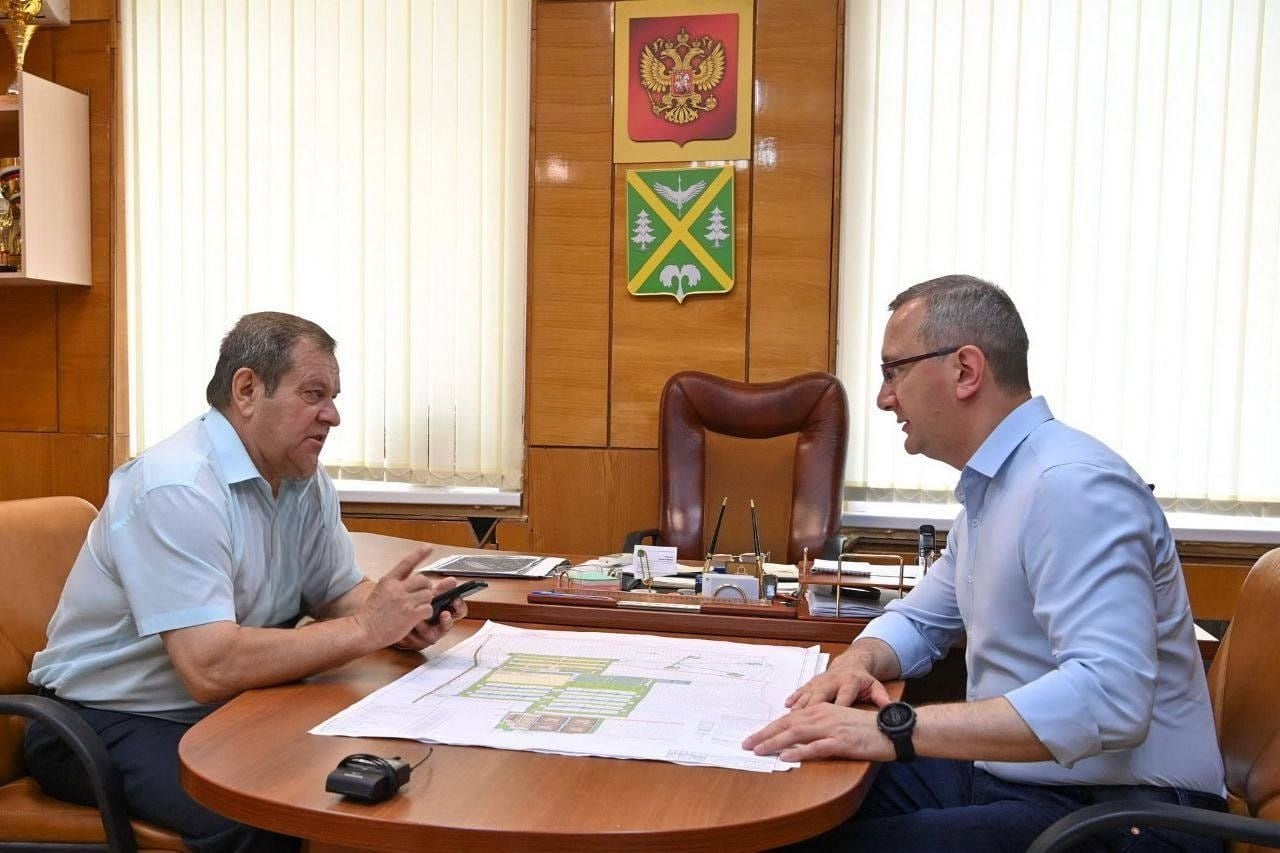 В Калужской области избрали еще 5 руководителей округов В Калужской области избрали еще 5 руководителей округов