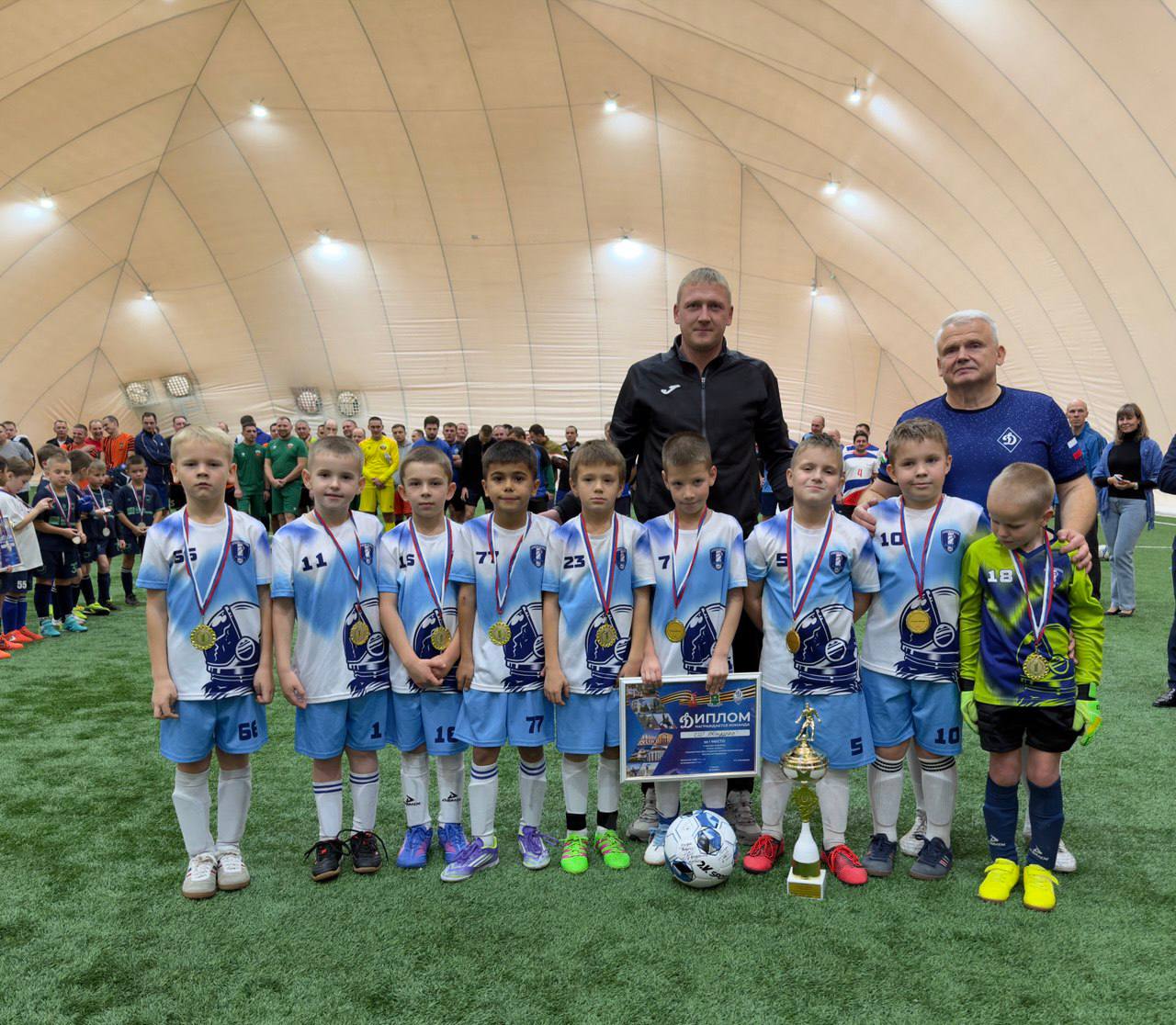 В Калуге прошел турнир по футболу «Служу Закону», посвященный Дню сотрудника органов внутренних дел Российской Федерации В Калуге прошел турнир по футболу «Служу Закону», посвященный Дню сотрудника органов внутренних дел Российской Федерации