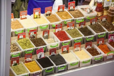 Какие специи добавить в еду, чтобы защититься от излучения телефонов и Wi-Fi