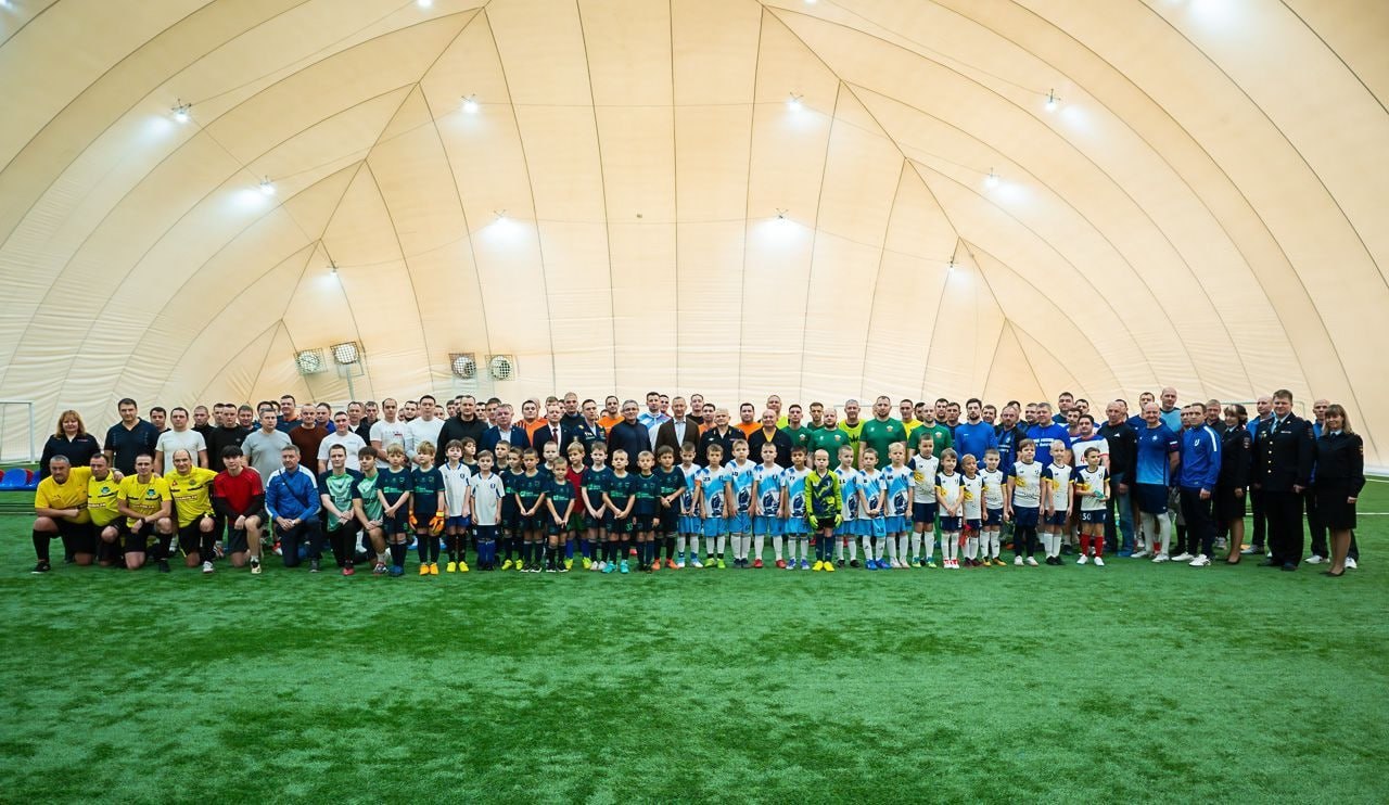 Сотрудники калужского управления МВД сыграли в футбол