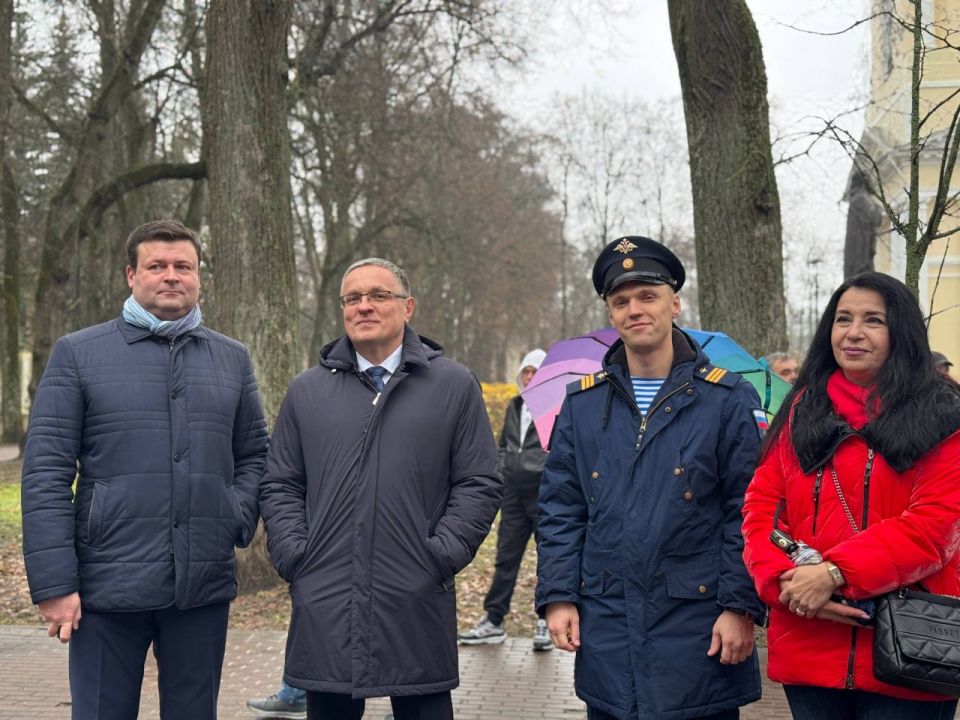 Дмитрий Денисов: Сегодня Калуга отмечает День народного единства вместе со всей страной Дмитрий Денисов: Сегодня Калуга отмечает День народного единства вместе со всей страной