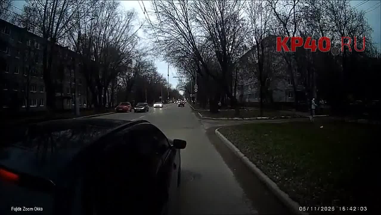 В Калуге рейсовый автобус попал в ДТП на улице Московской