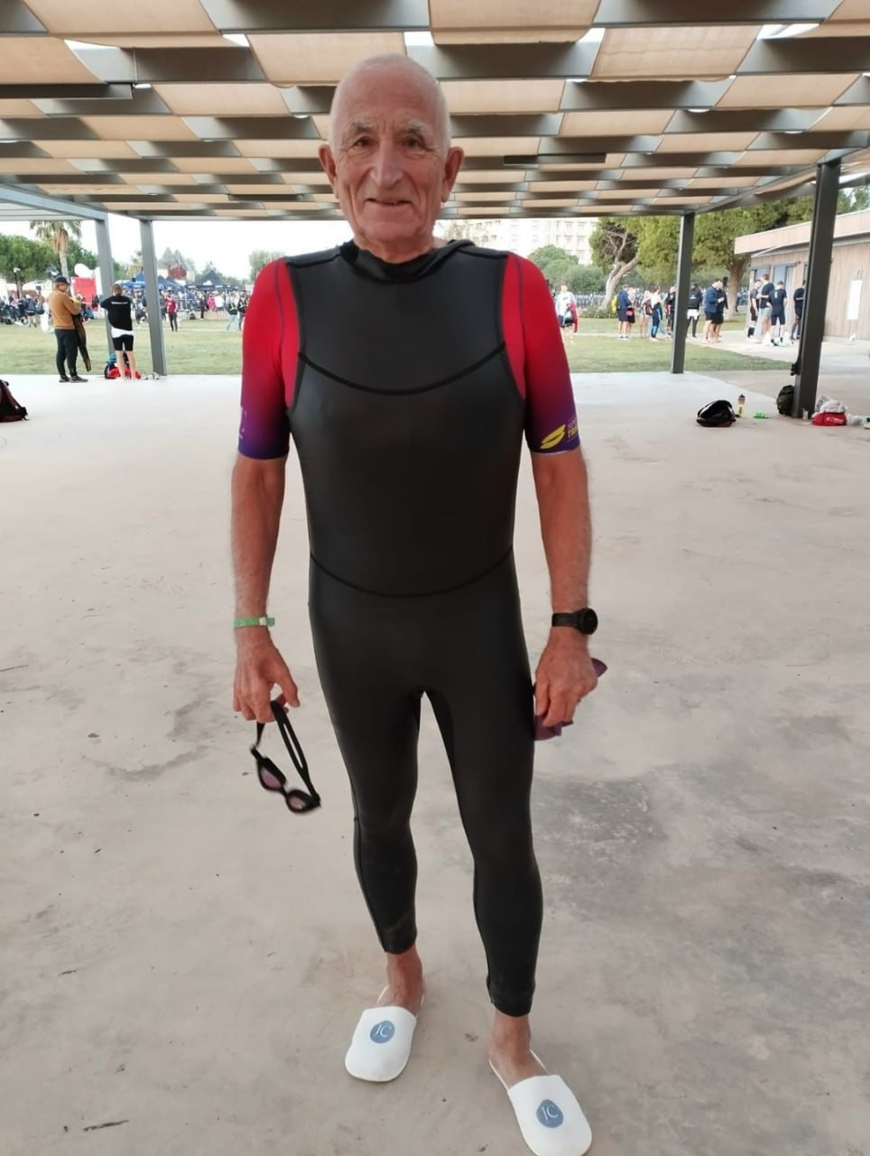 79-летний калужанин принял участие в соревнованиях по триатлону в Турции