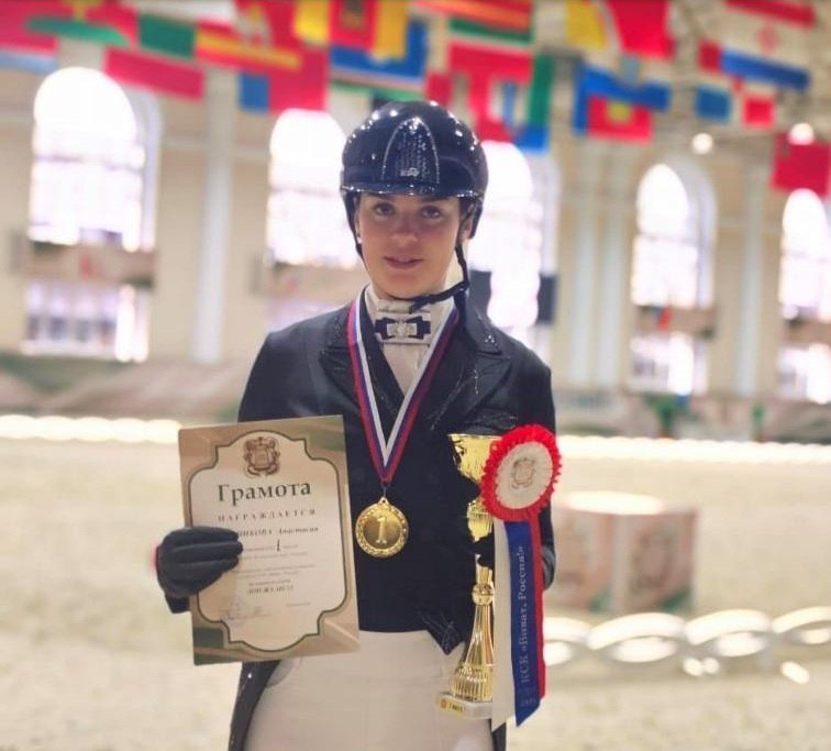 Калужские наездницы завоевали медали Международных соревнований по выездке Калужские наездницы завоевали медали Международных соревнований по выездке