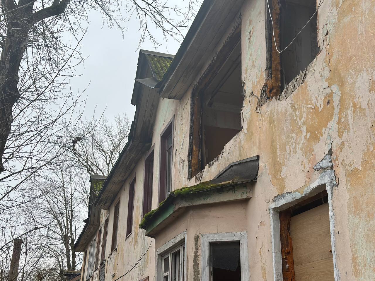 Дмитрий Денисов: Продолжаем очищать город от расселенных заброшек! Дмитрий Денисов: Продолжаем очищать город от расселенных заброшек!