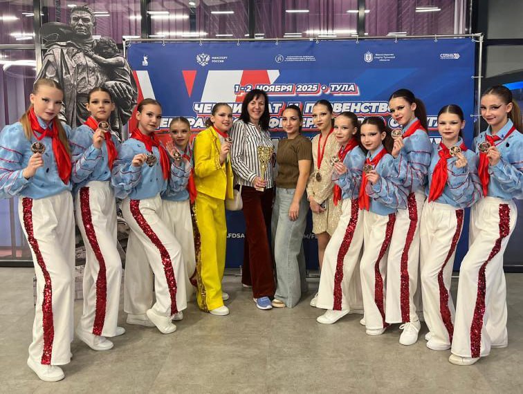 Калужане выиграли «бронзу» на первенстве ЦФО по акробатическому рок-н-роллу