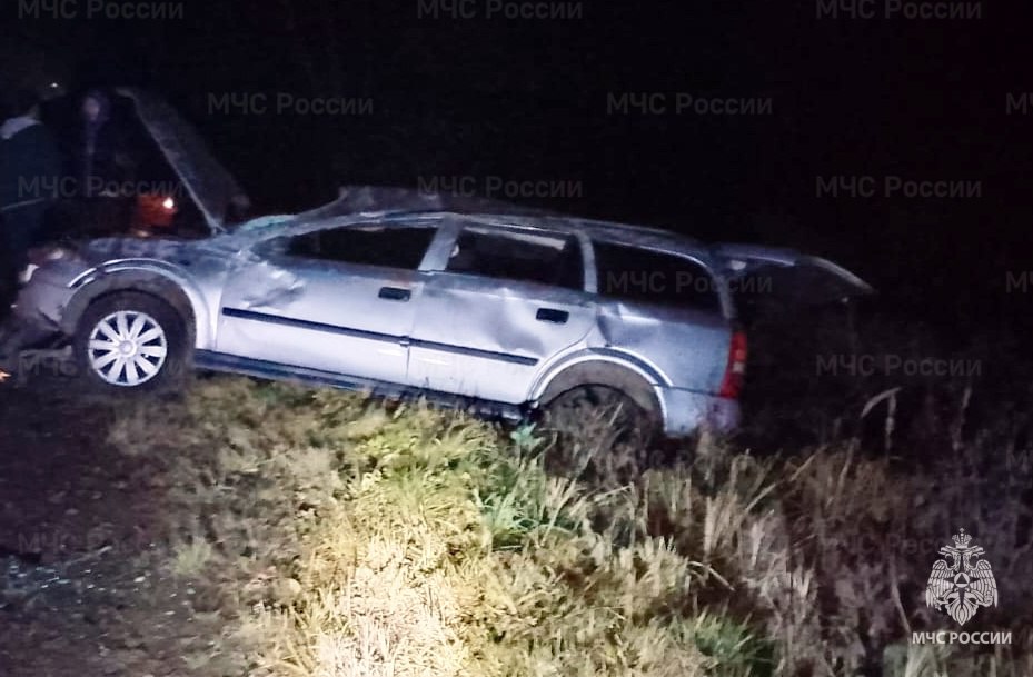 В Калужской области перевернулся автомобиль