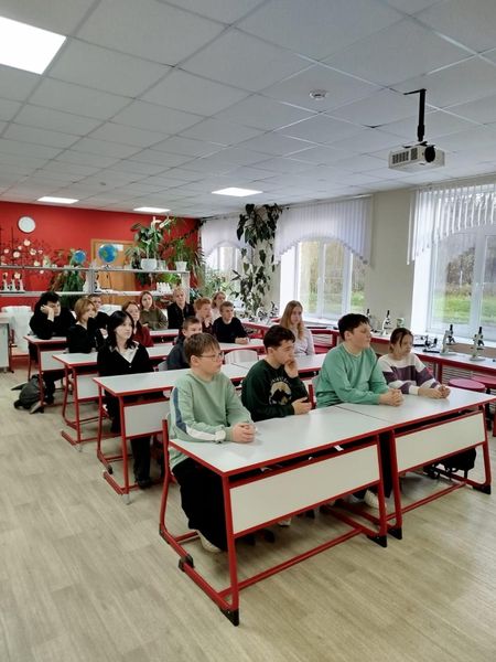 Профилактическая беседа сотрудника полиции со школьниками прошла в Калужской области