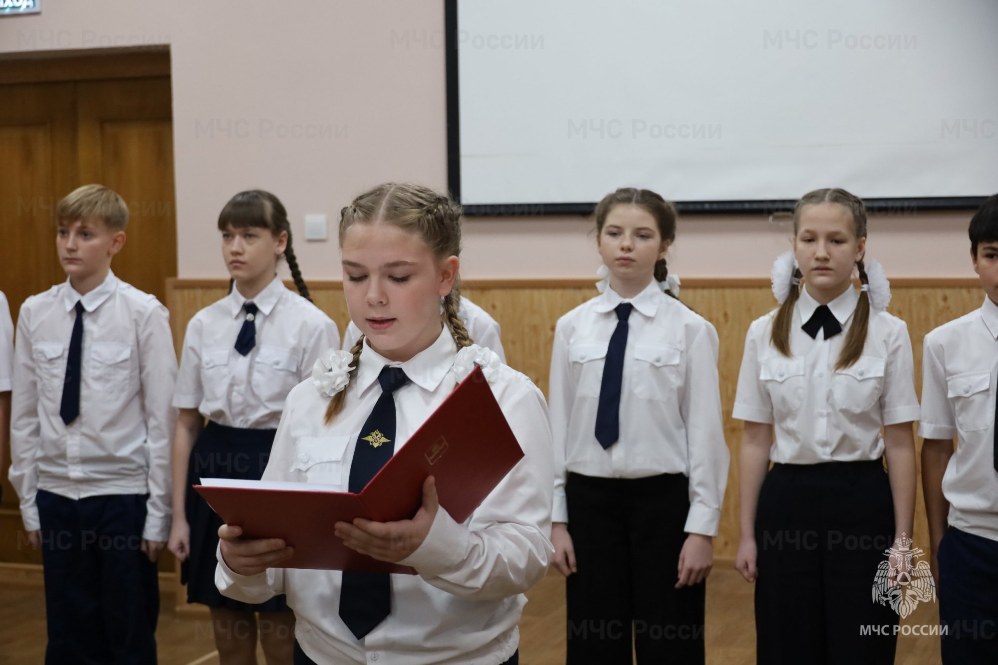 Учащиеся школы № 47 вступили в кадетское братство Учащиеся школы № 47 вступили в кадетское братство