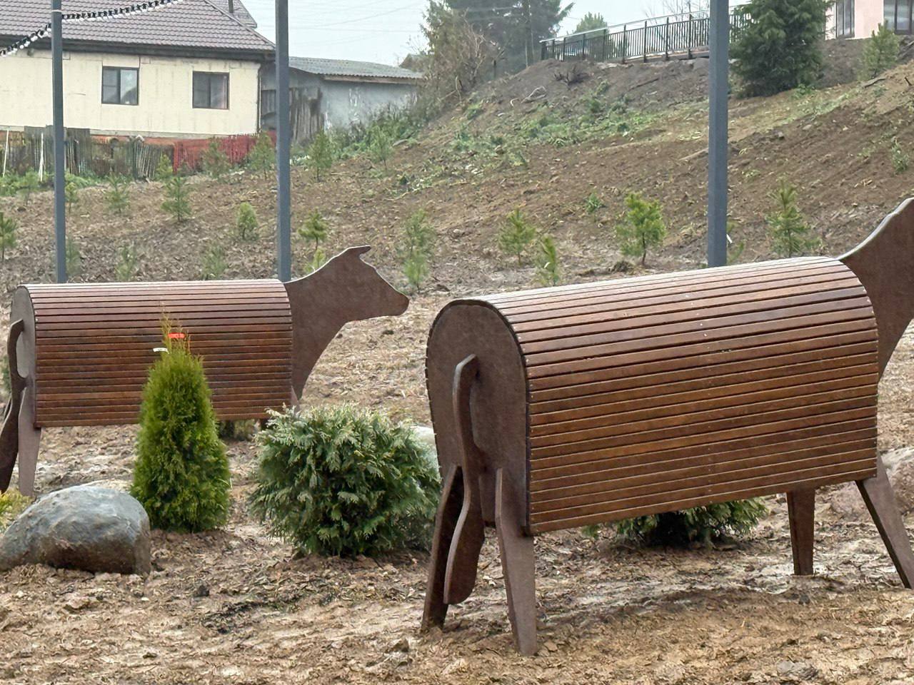 В Сухиничах завершают благоустройство зоны отдыха В Сухиничах завершают благоустройство зоны отдыха