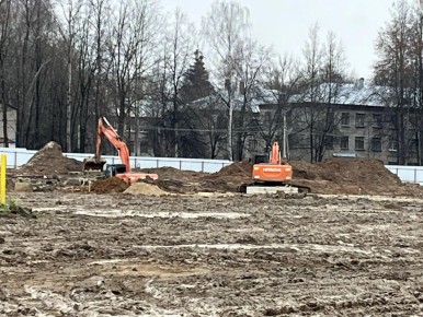 В Калуге продолжается строительство новой школы на Тайфуне