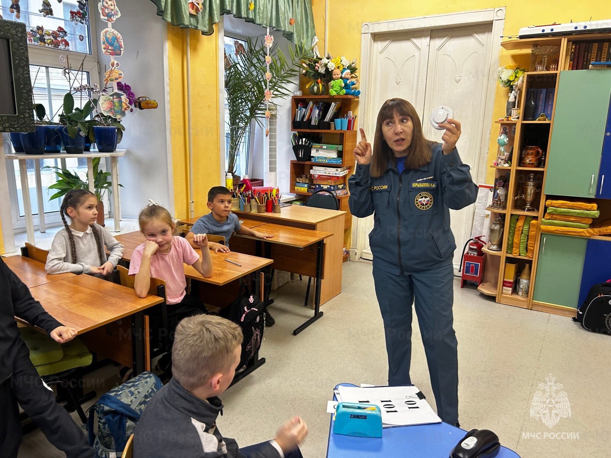 В социальном центре «Надежда» проведено занятие по безопасности В социальном центре «Надежда» проведено занятие по безопасности