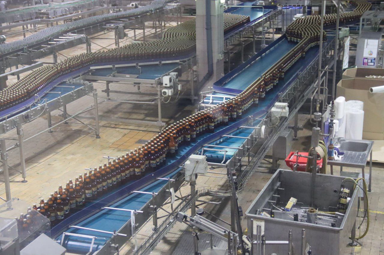 Дмитрий Денисов посетил завод по производству газированных напитков Дмитрий Денисов посетил завод по производству газированных напитков