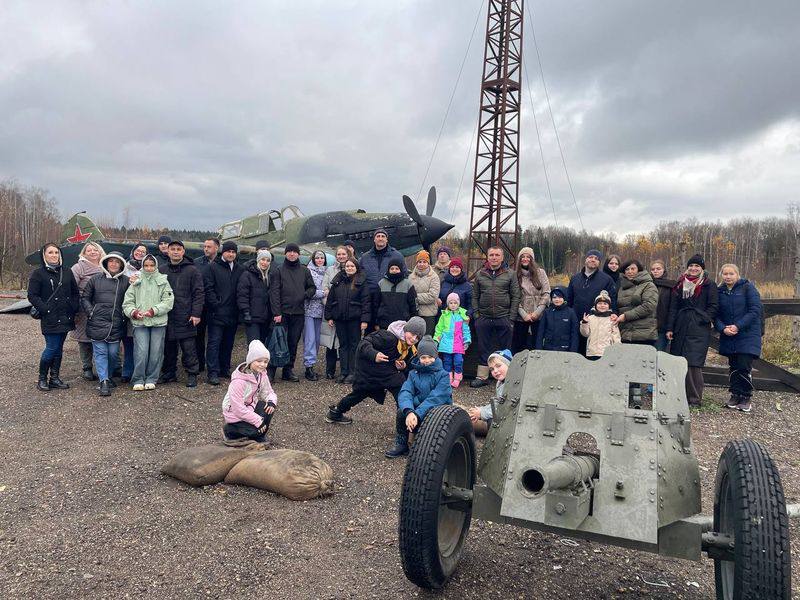 Калужские полицейские посетили кинокомплекс «ВоенФильм-Медынь» Калужские полицейские посетили кинокомплекс «ВоенФильм-Медынь»