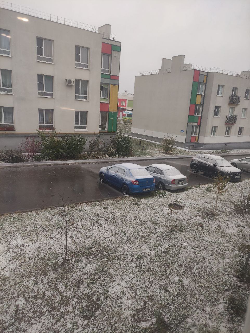 В Калуге идёт снег с дождем