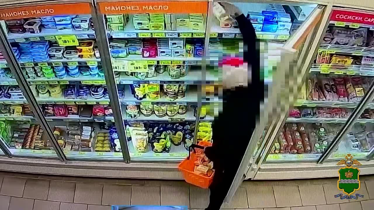 Калужские полицейские задержали подозреваемого в краже товара из сетевого магазина