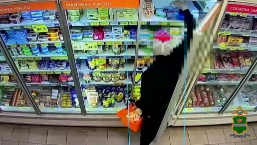 В Калуге поймали парня, укравшего еду из магазина