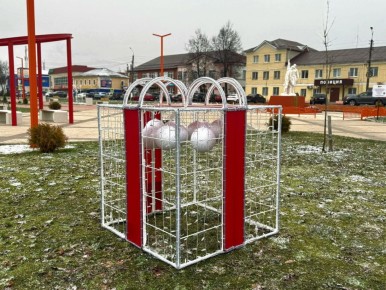 Киров украшают к Новому году