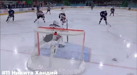 Калужские хоккеисты дважды обыграли соперников из Мурманска