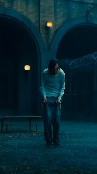 Почти у 25% россиян ухудшилось материальное положение в последние месяцы, следует из данных исследования ФОМ