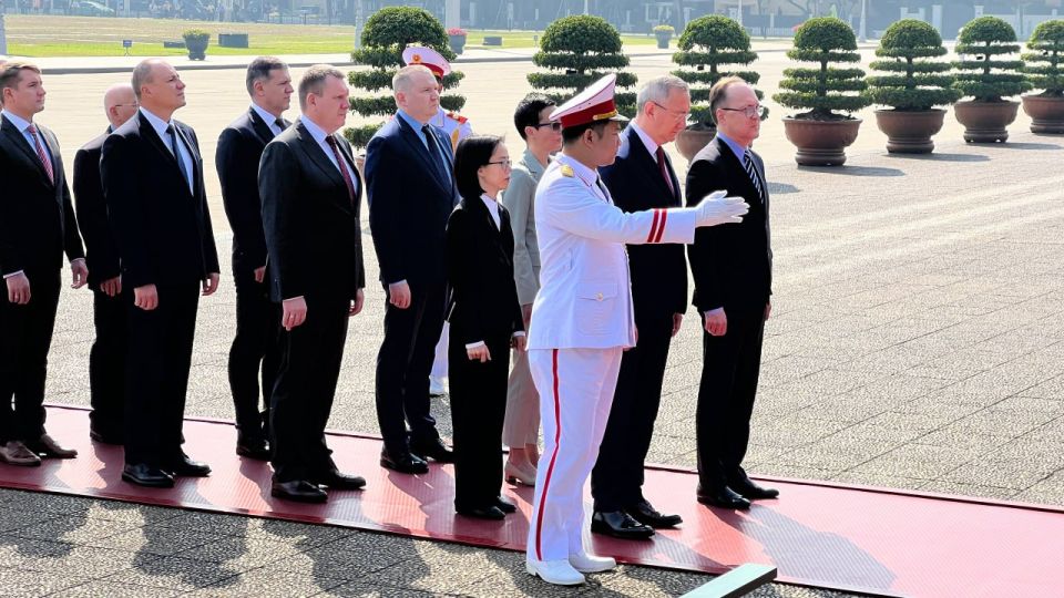  :. &quot;       &quot;