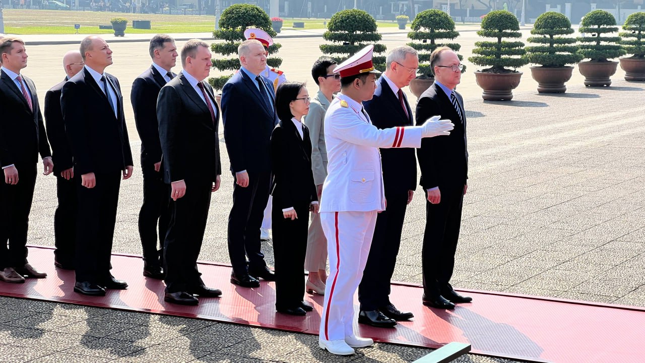 Геннадий Новосельцев:. "Наши отношения с Вьетнамом уверенно движутся по восходящей"