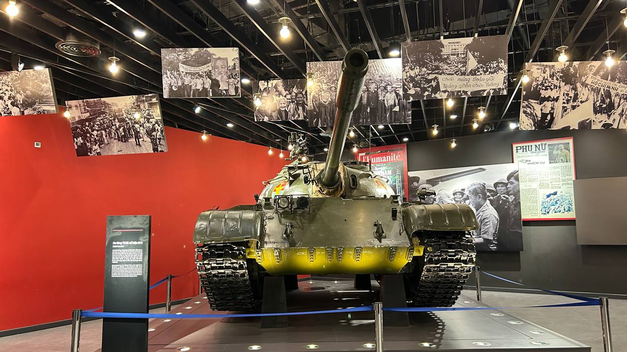 Геннадий Новосельцев:. "Наши отношения с Вьетнамом уверенно движутся по восходящей" Геннадий Новосельцев:. "Наши отношения с Вьетнамом уверенно движутся по восходящей"