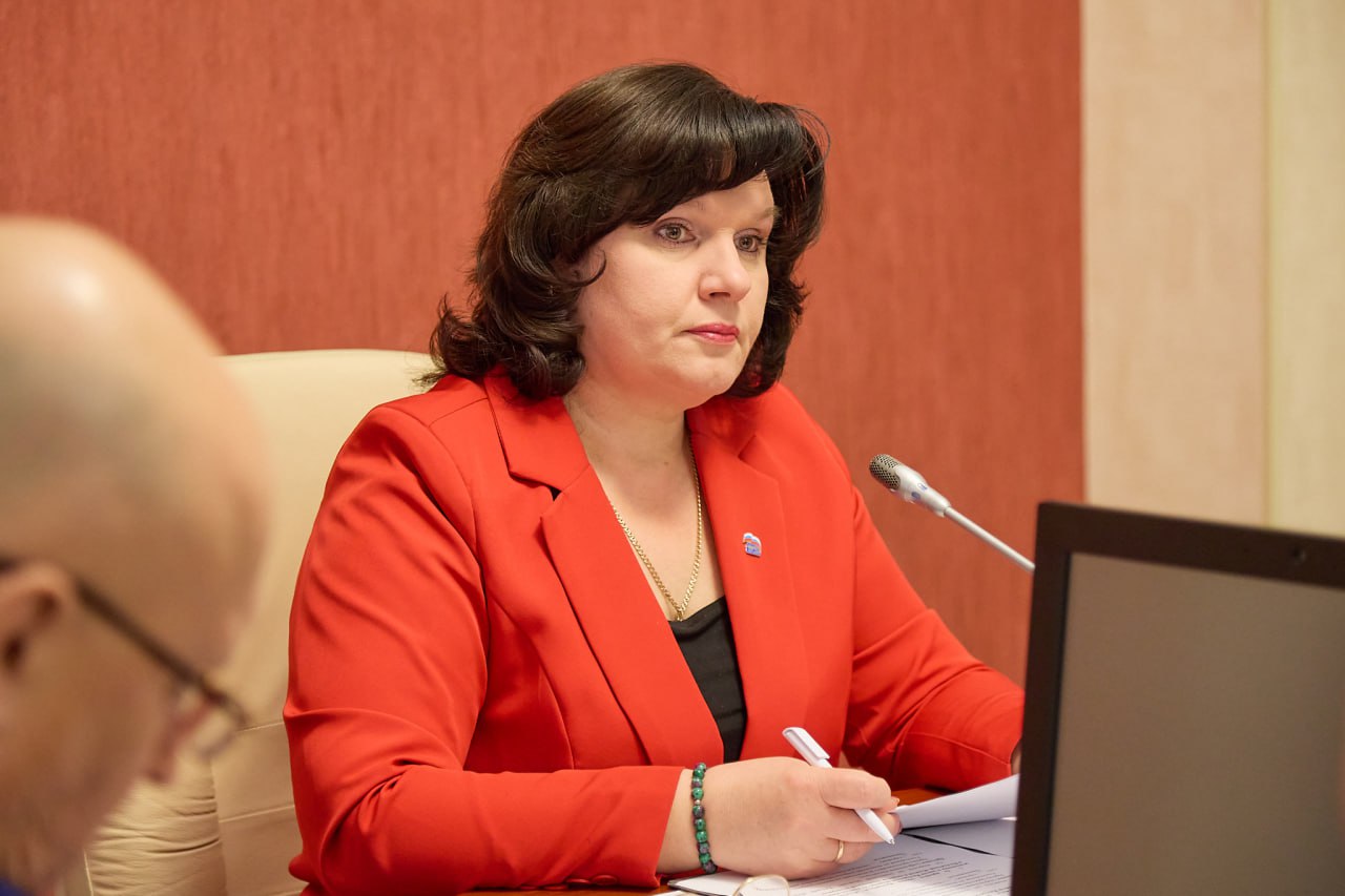 Совет Законодательного Собрания сформировал проект повестки заседания сессии, которое состоится 4 декабря Совет Законодательного Собрания сформировал проект повестки заседания сессии, которое состоится 4 декабря