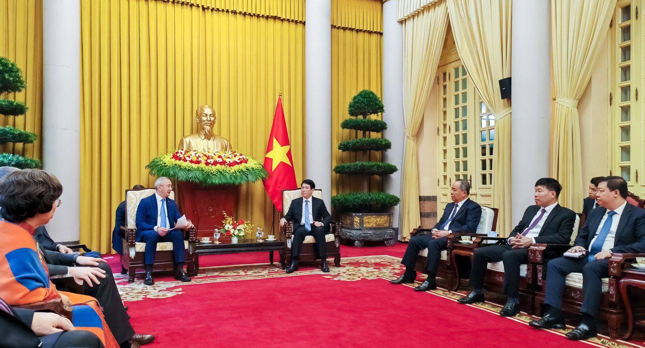 Губернатор Калужской области встретился с президентом Вьетнама