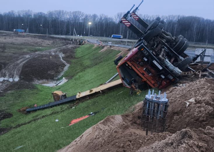 В Боровском районе устанавливаются обстоятельства смерти крановщика