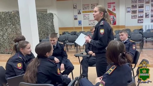 В Калуге сотрудники полиции и общественники провели тематическую игру для студентов